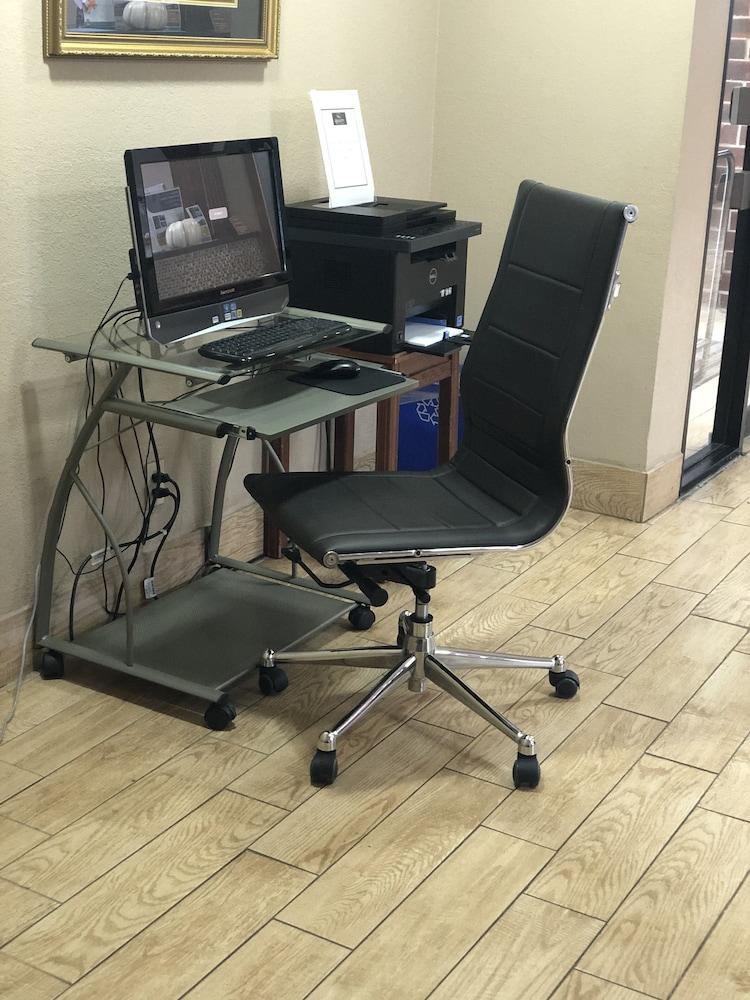 Quality Inn & Suites Columbia I-70 Zewnętrze zdjęcie