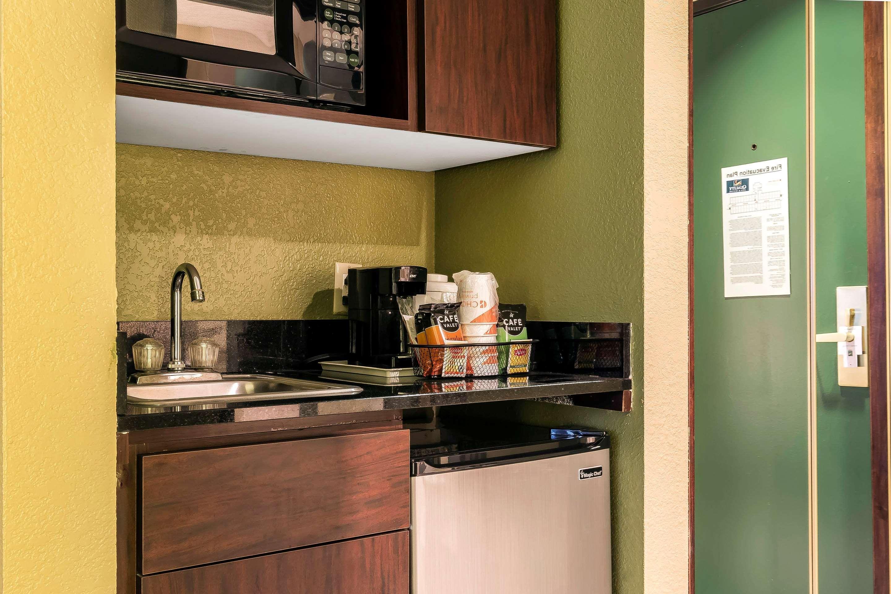 Quality Inn & Suites Columbia I-70 Zewnętrze zdjęcie