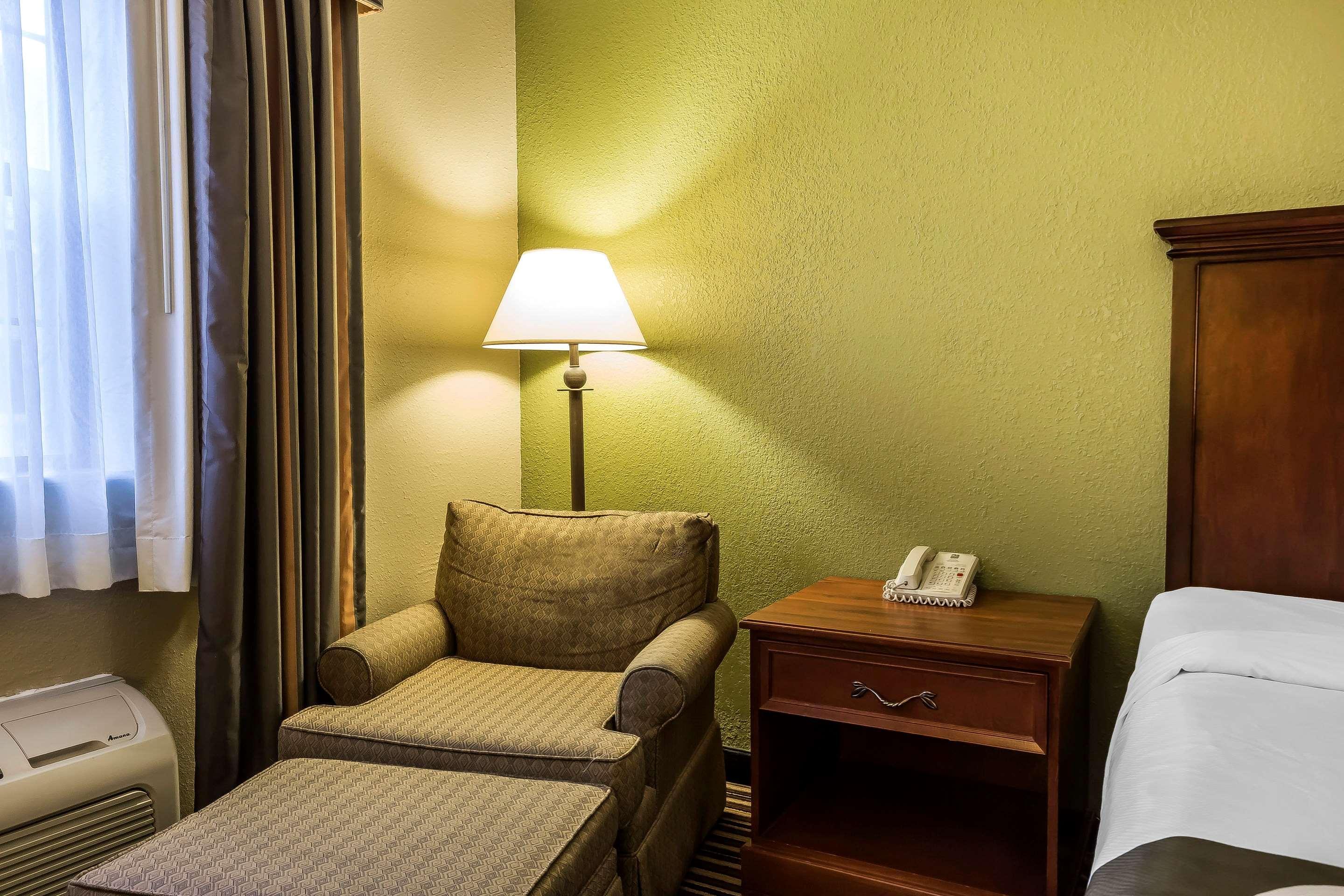 Quality Inn & Suites Columbia I-70 Zewnętrze zdjęcie