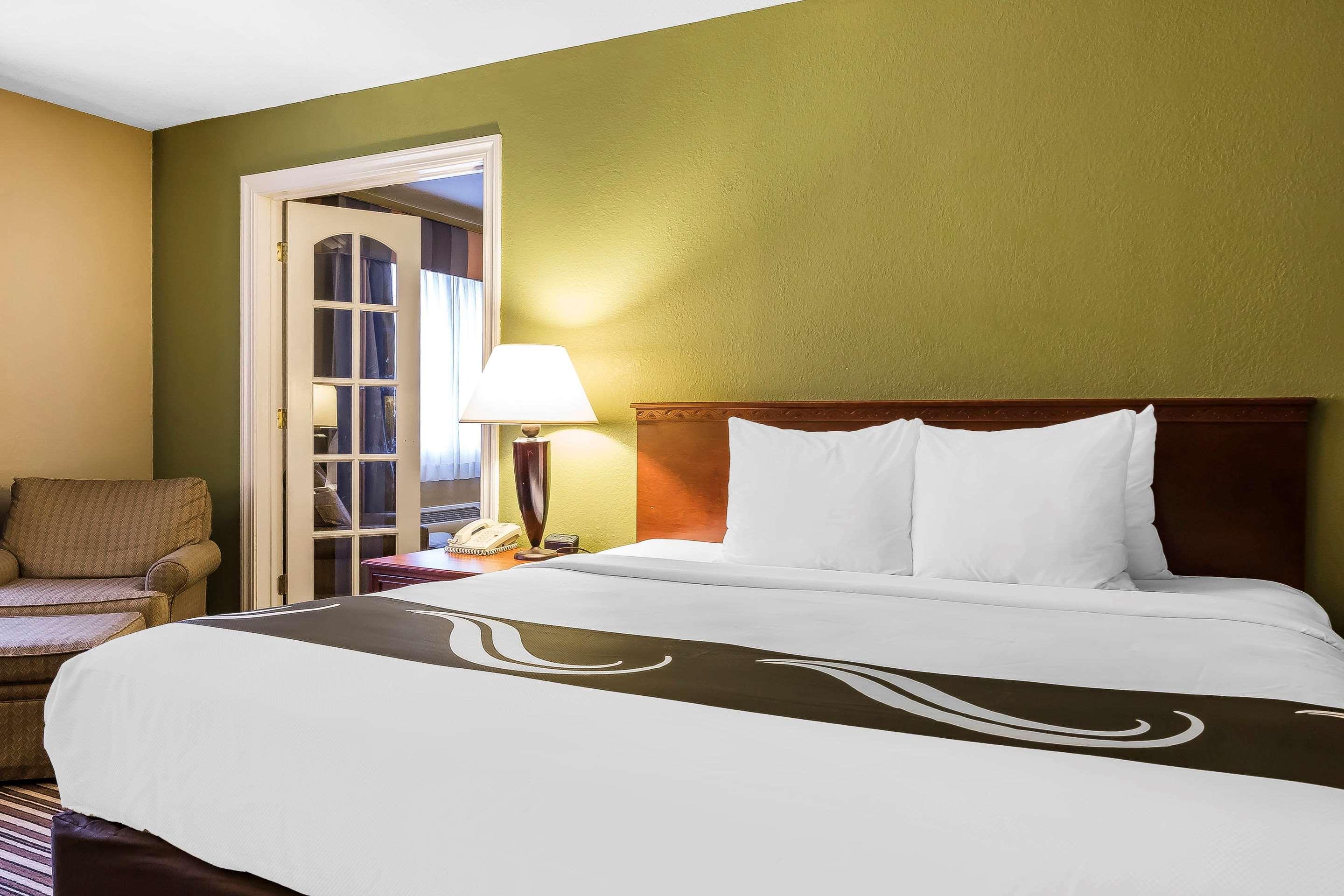 Quality Inn & Suites Columbia I-70 Zewnętrze zdjęcie