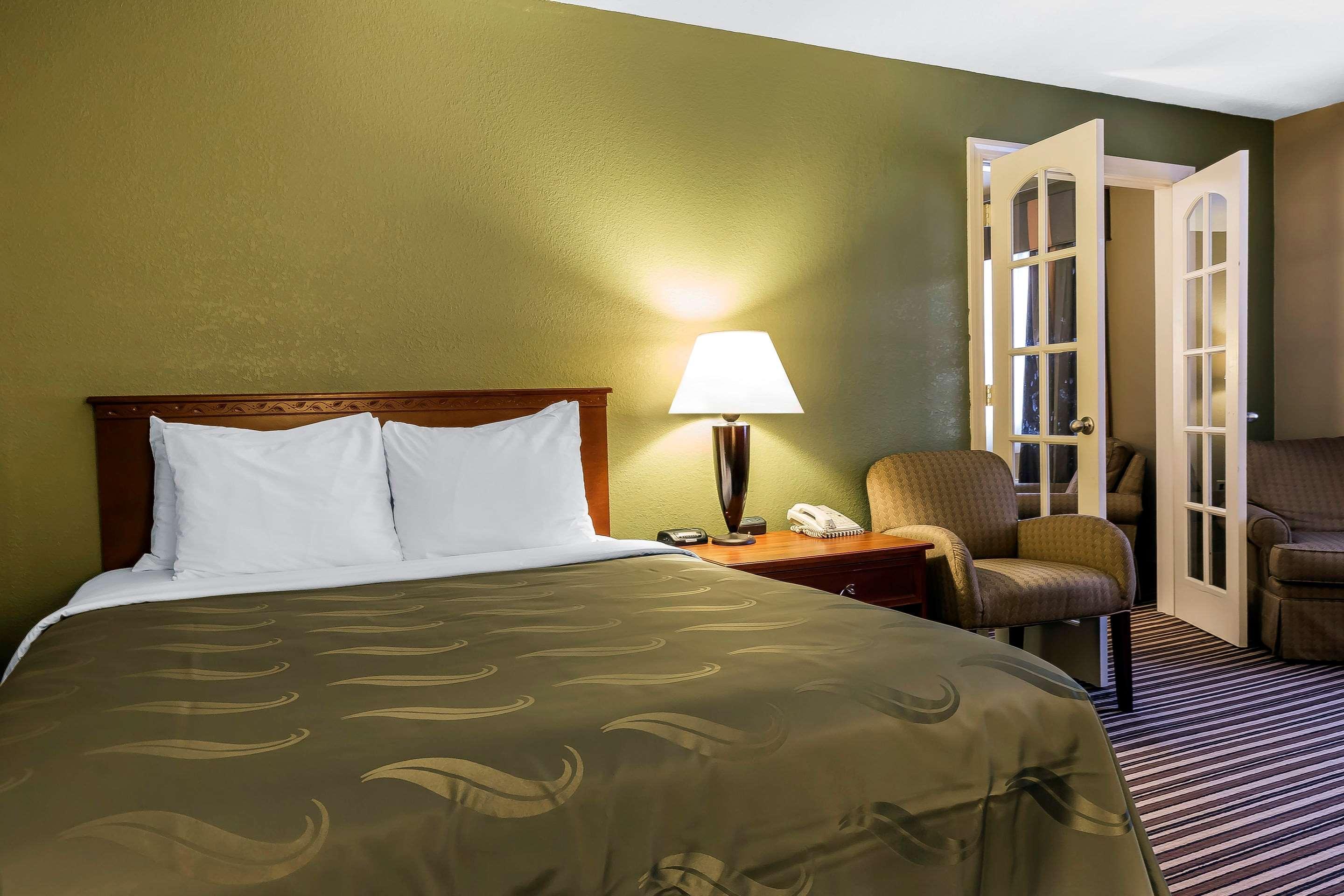 Quality Inn & Suites Columbia I-70 Zewnętrze zdjęcie