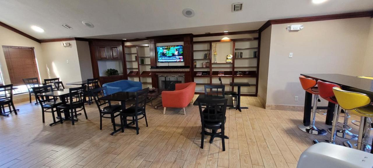 Quality Inn & Suites Columbia I-70 Zewnętrze zdjęcie